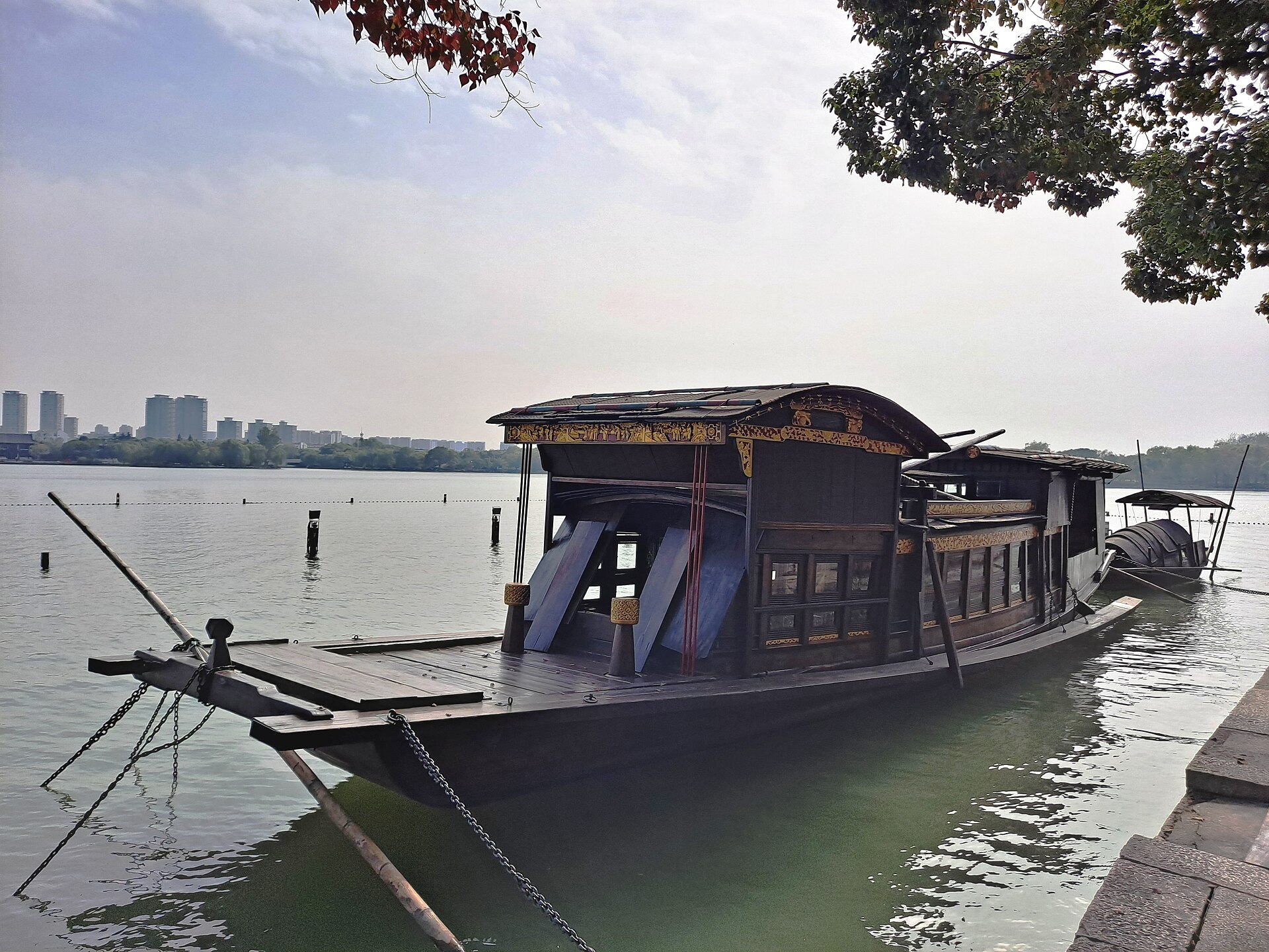 南湖红船实景